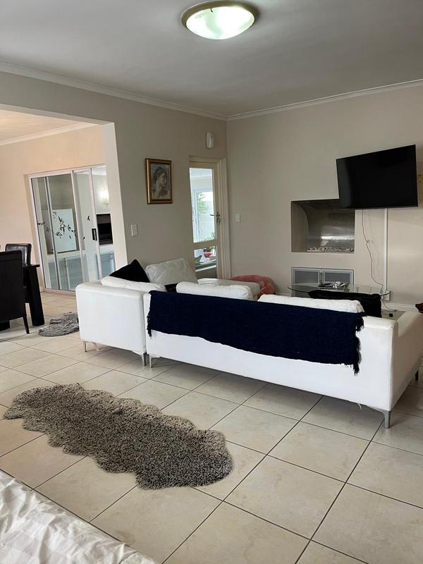 To Let 3 Bedroom Property for Rent in Sunningdale Western Cape